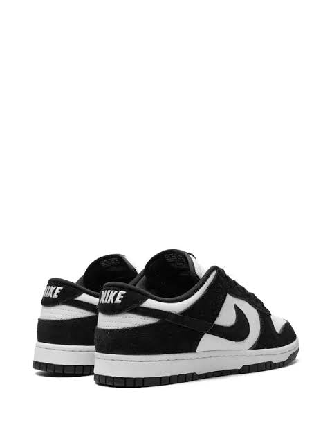 Nike Dunk Low 🖤🤍