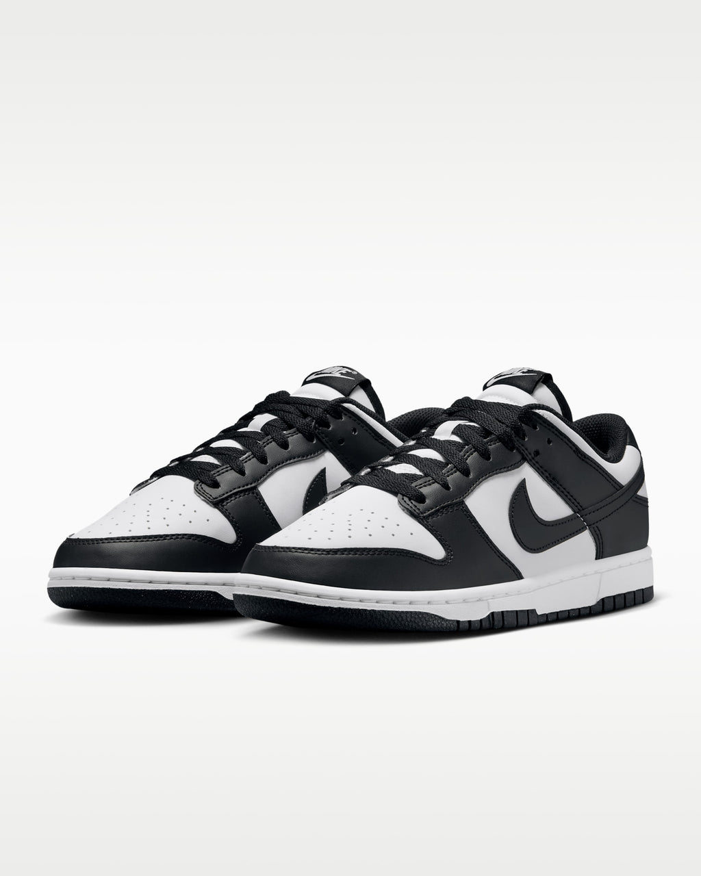 Nike Dunk Low 🖤🤍