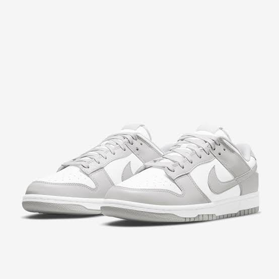 Nike Dunk Low 🩶🤍