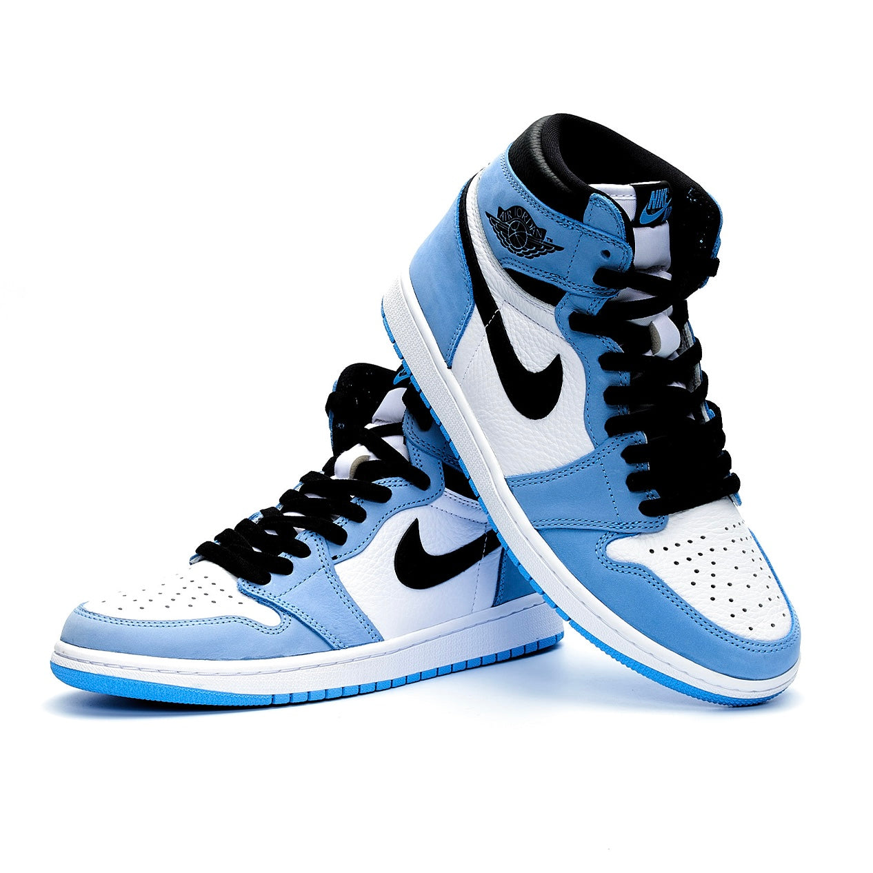 Jordan one blue 🩵🖤🤍