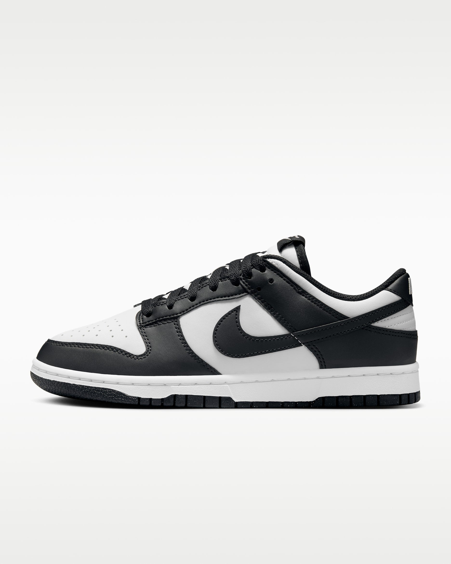 Nike Dunk Low 🖤🤍