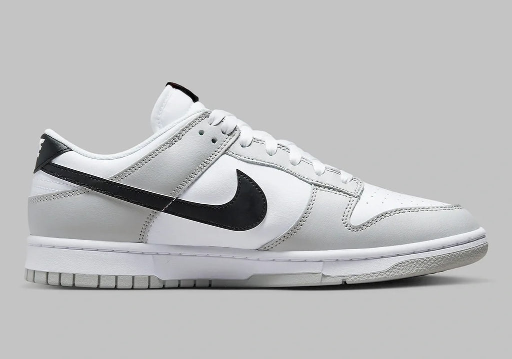 Nike Dunk Low 🩶🤍